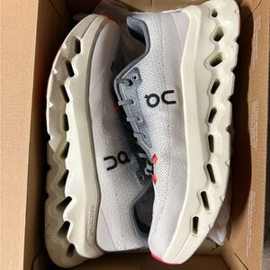 On Running Cloudstratus in Gray and White with Red Accents